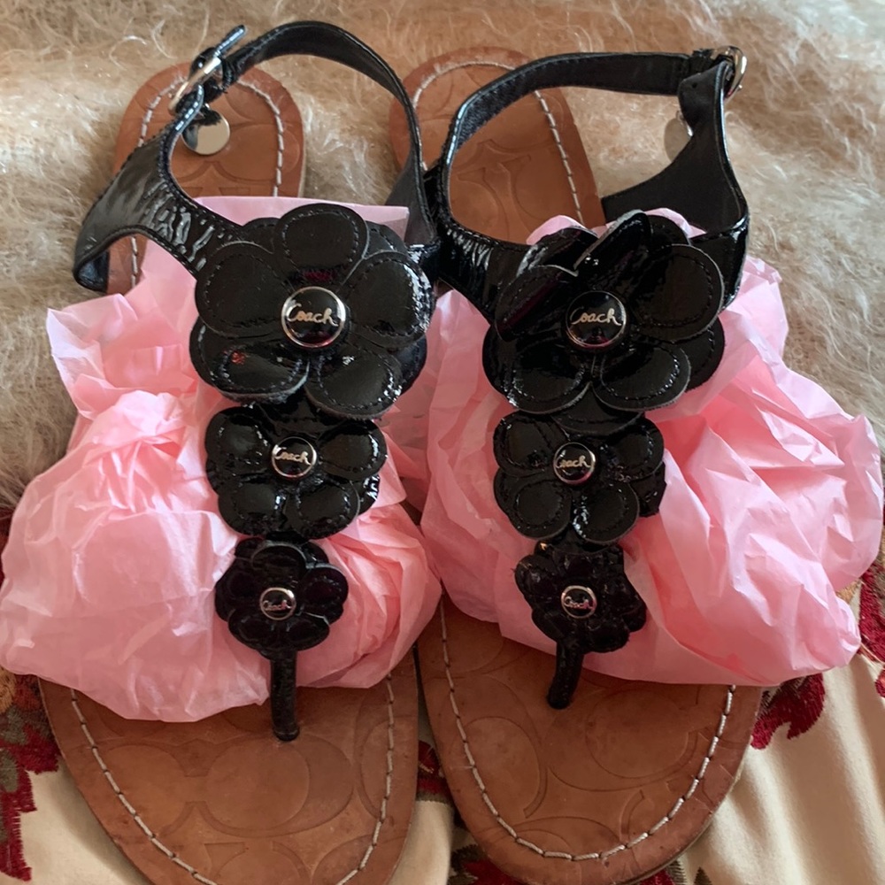 Couch sandals 🩴 7.5